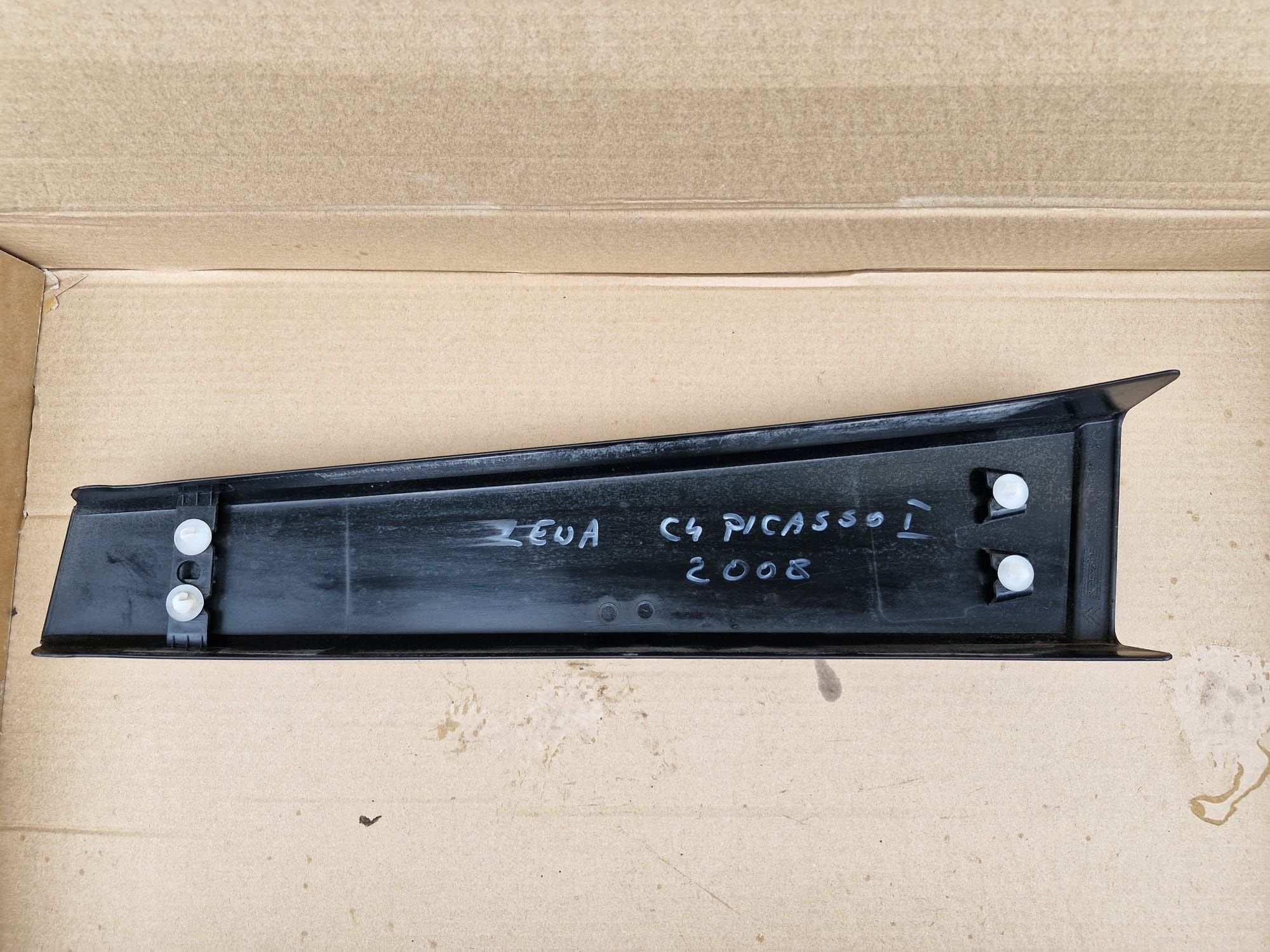 Osłona Słupka Zewnętrzna Prawa-Lewa Citroen C4 Picasso 1 I*06-13