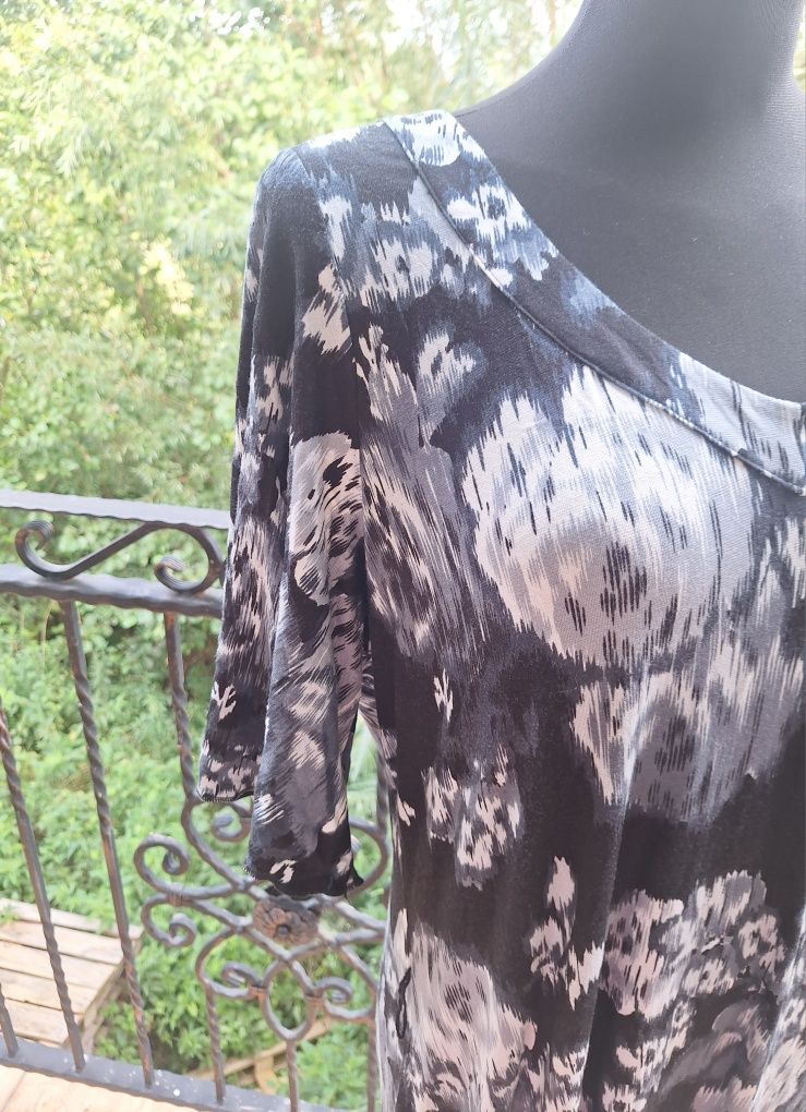 Sukienka midi 95 % wiskoza rozmiar 4XL 48 plus size
