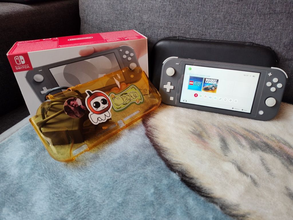Nintendo switch lite jak nowe