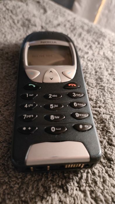 Telefon Nokia 6210