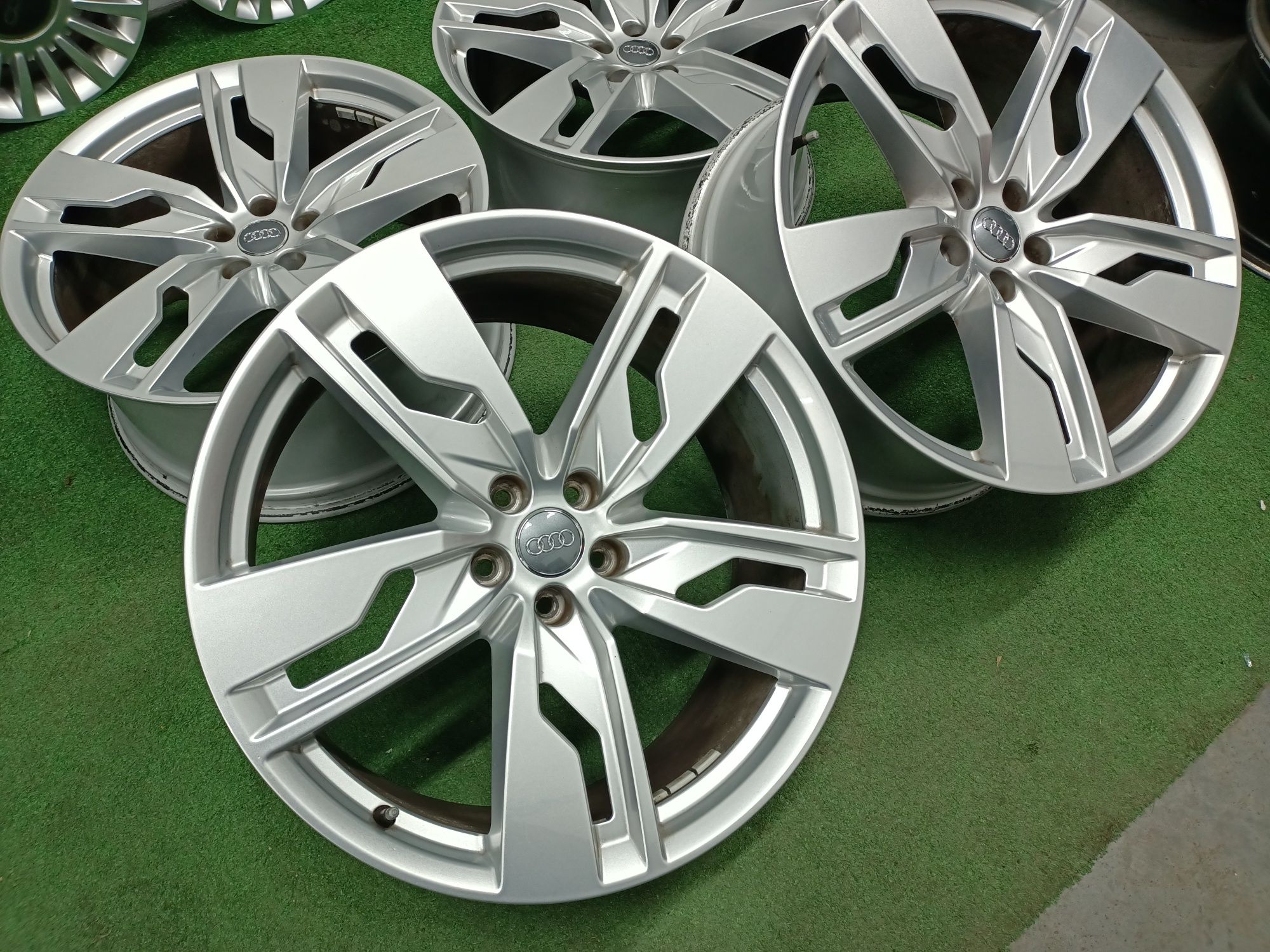 21" felgi 5x112 et31 Oryginalne 4M0 Audi Q7 SQ7 Q8 SQ8 A8 D4 A7 A6 RS6