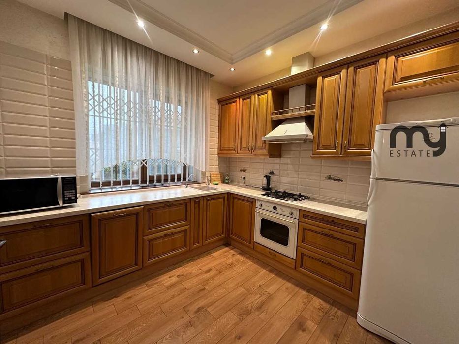 Оренда БЕЗ% будинку 185 м², 6 сот / Нивки, Порічкова / аренда дома