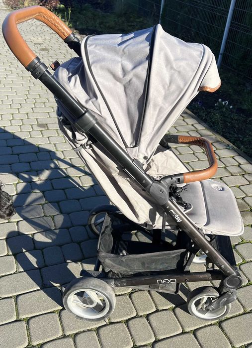 Wózek sapcerowy Mutsy Nexo + wkładka Cotton Moose gratis!