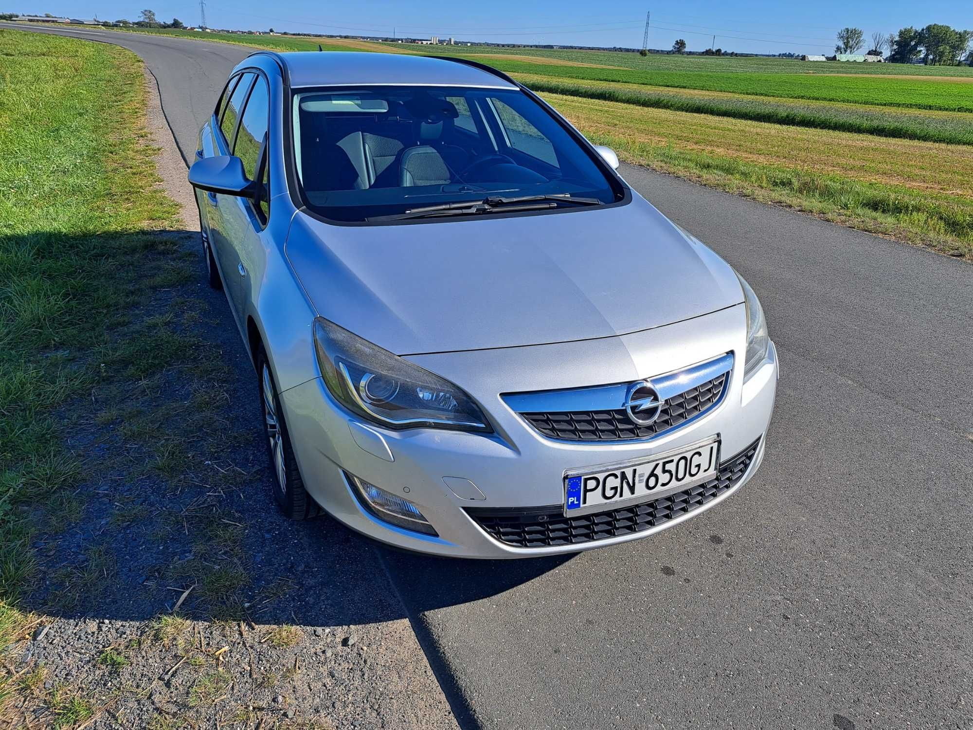 Opel Astra J Sport Tourer 2.0 CDTI