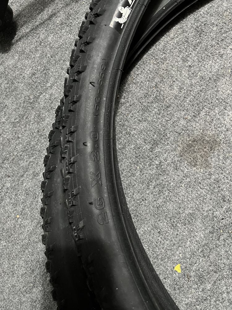 Pneus michelin roda 26 btt