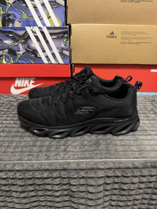 Оригінальні кросівки Skechers Glide 39,5(26см)