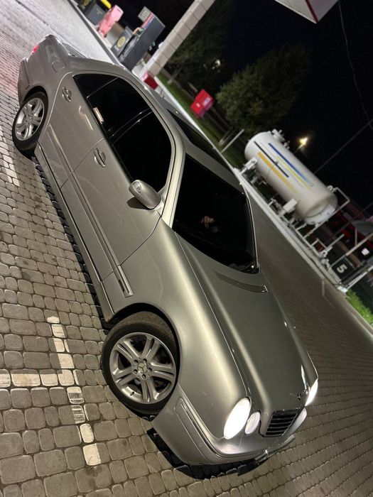 мерседес 210 хороший