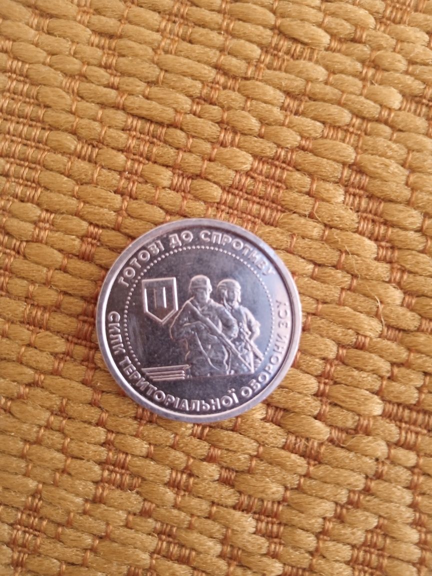 Монета  10 грн редкие каждая по 500 грн