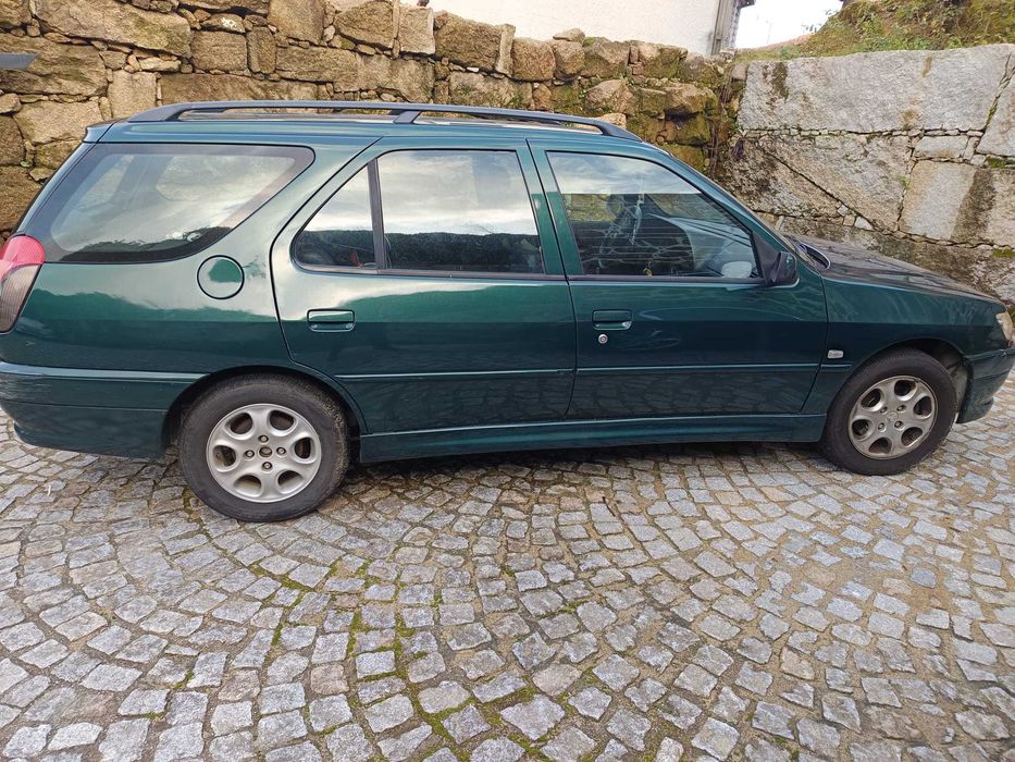 Carrinha Peugeot 306. Ano 2000