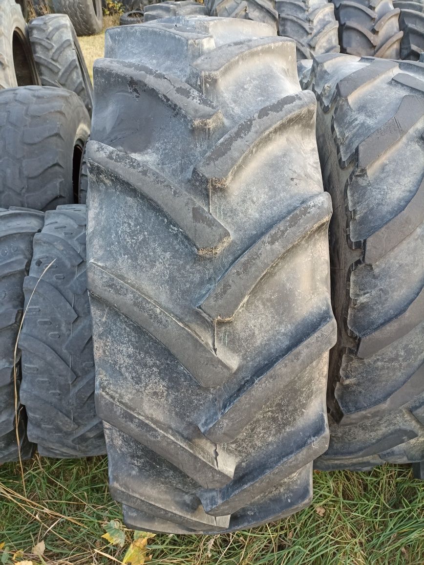 Opona jak nowa Continental AC 85 420/85 R - 30 (16.9) po naprawie