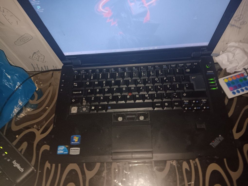 Portátil lenovo i5
com 6 ram
Windows 11  funcionou
