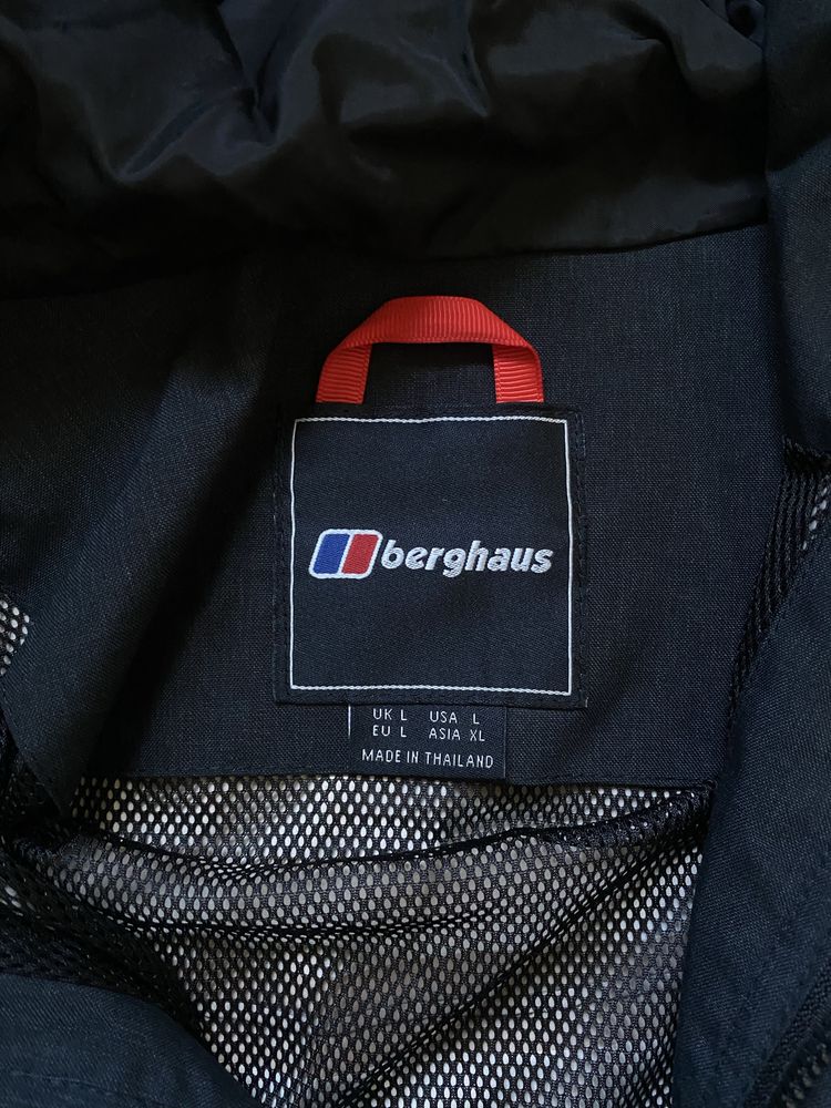 Berghaus вітровка