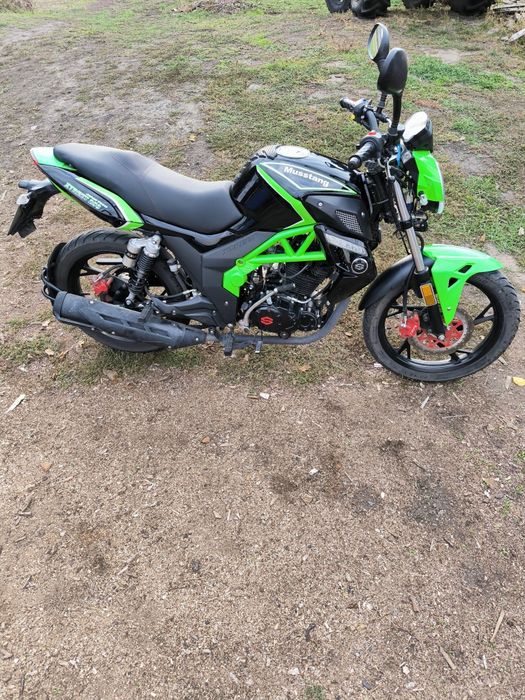 Продам Mustang xtret 250