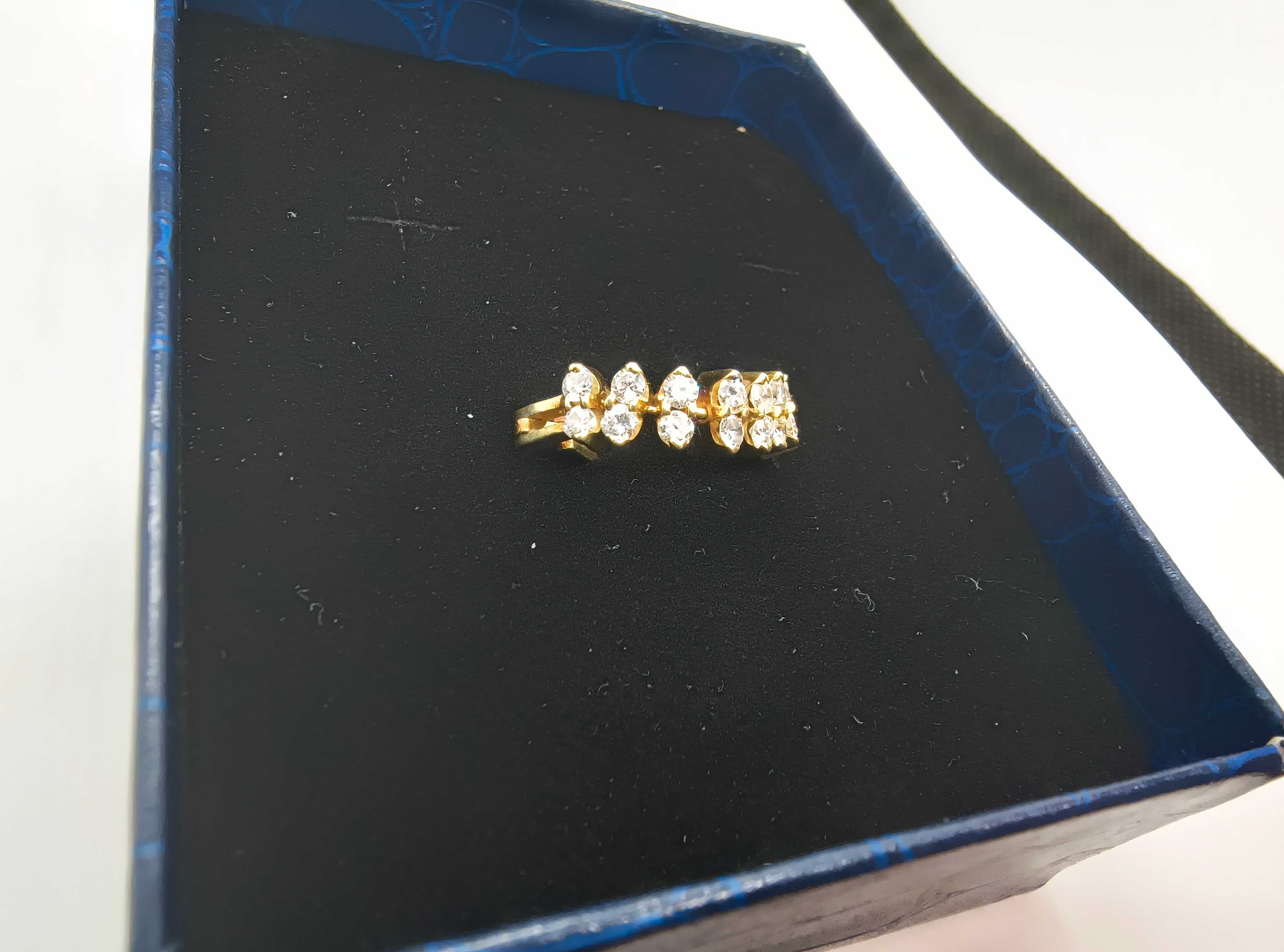 Pierścionek z brylantami0.80ct certyfikat