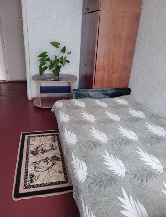 Райдужний. Шухевича . Кімната для дiвчини.