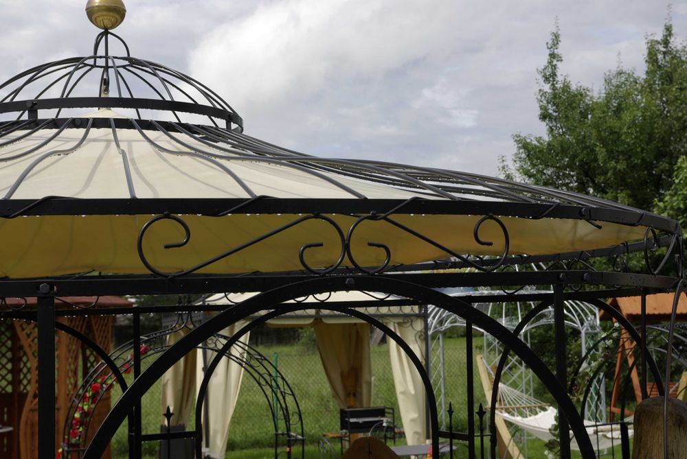 Altana metalowa okrągła