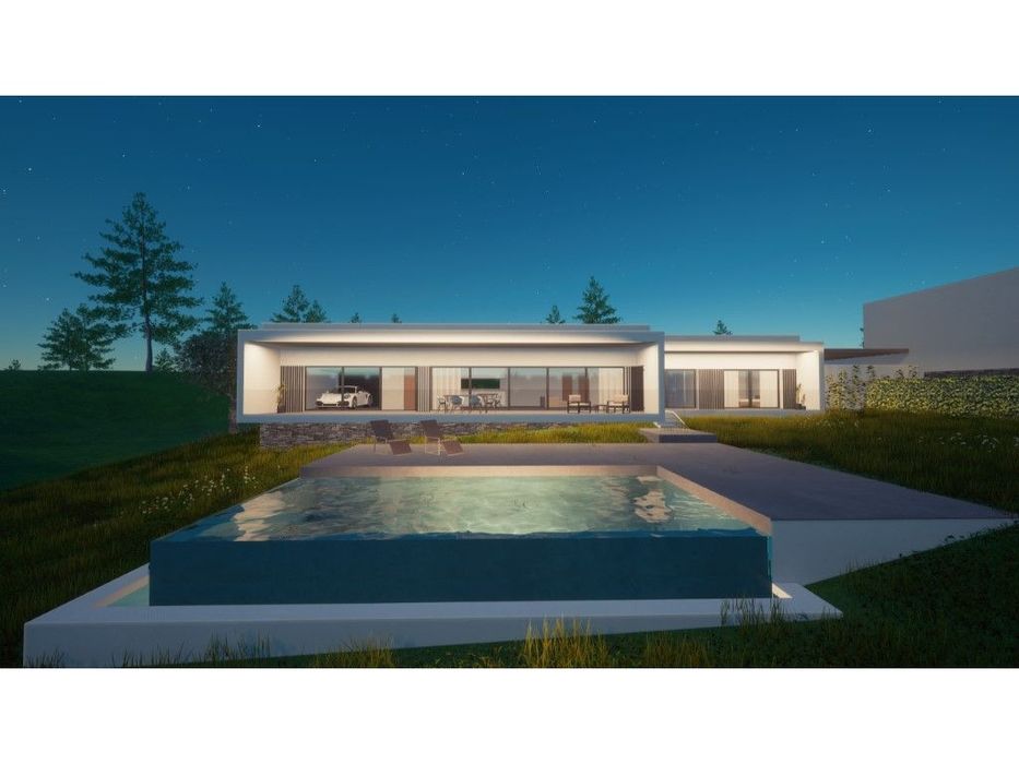 Moradia moderna com vistas para a serra dos candeeiros