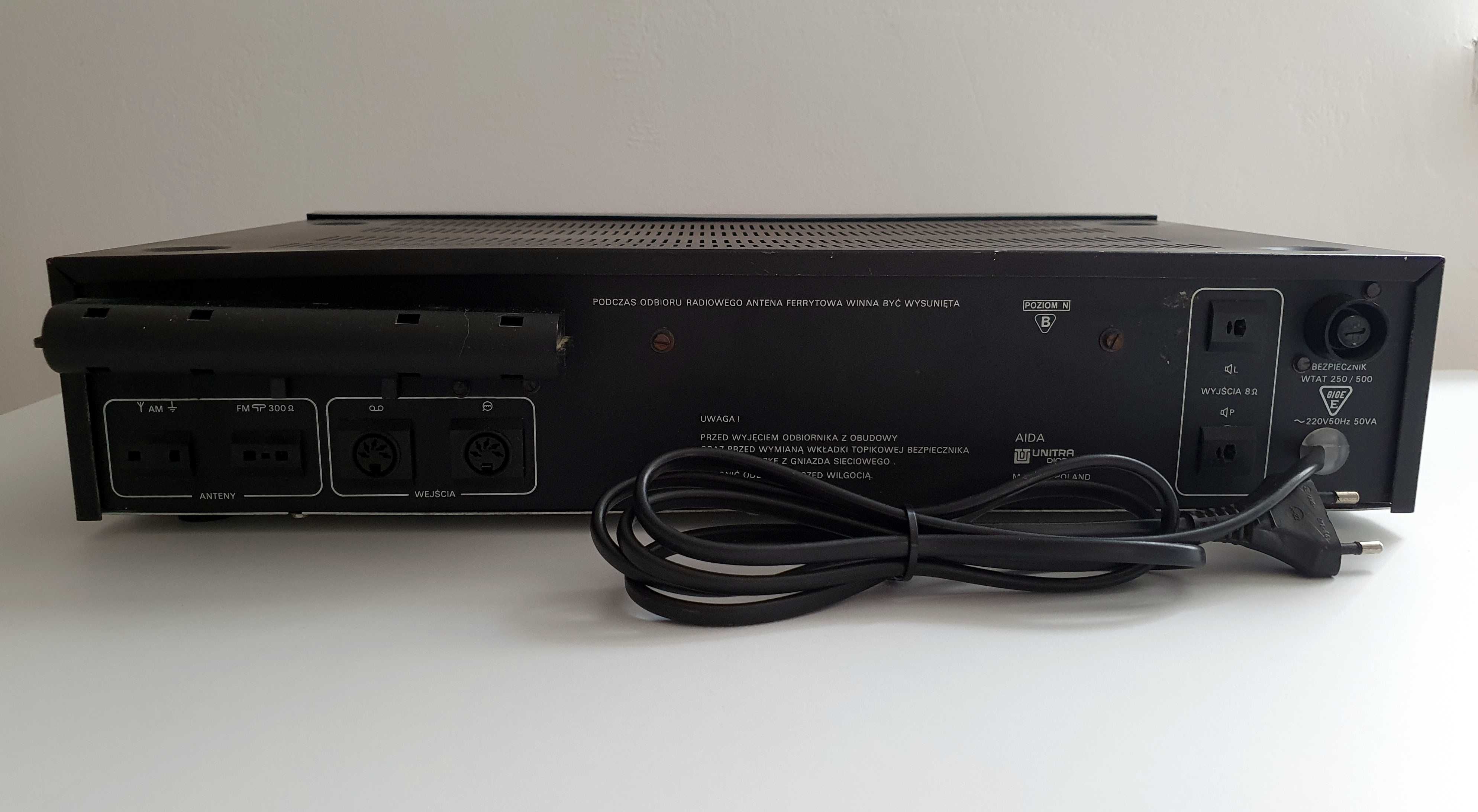 Amplituner Unitra Aida AWS 103