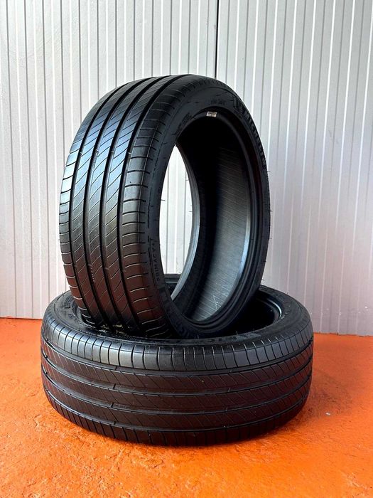 Pneus Michelin Primacy 4 - 205/45/17 - Muito bons