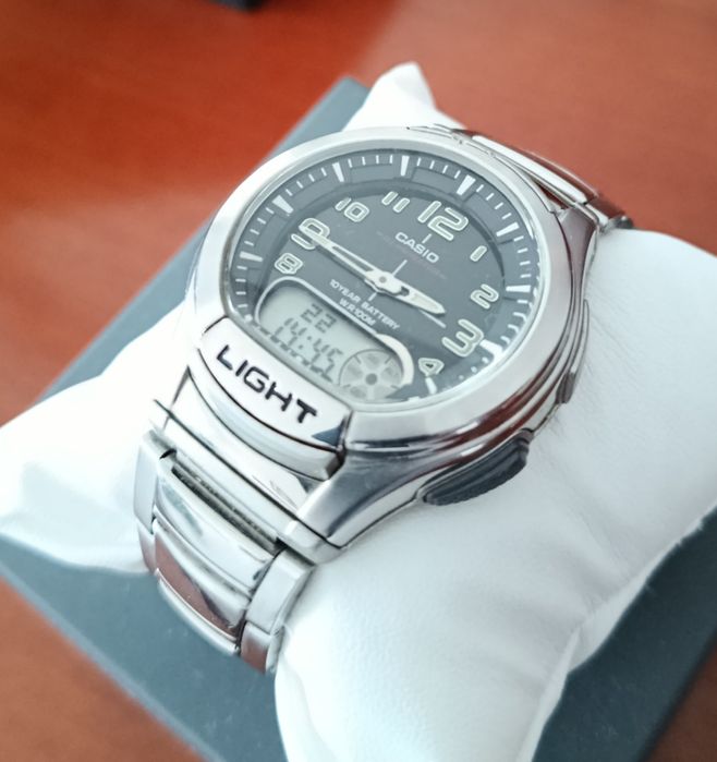 Relógio Casio AQ 180 W - World Time