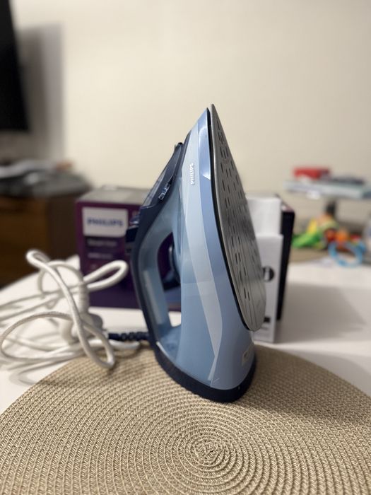 Праска, утюг philips 6000