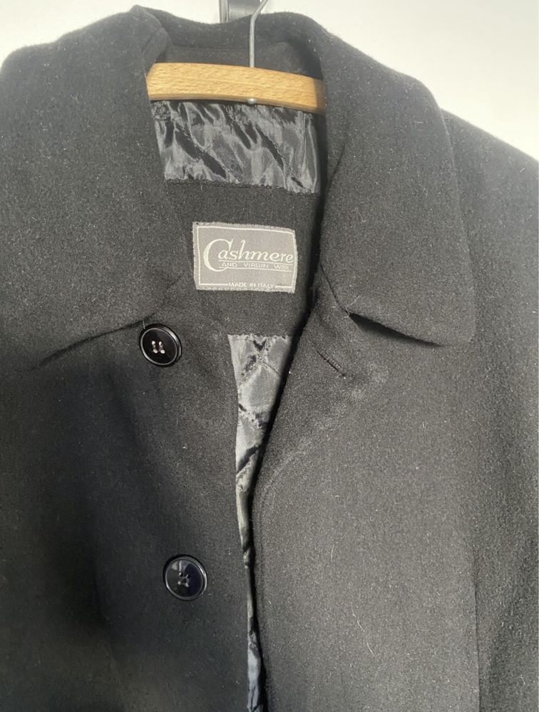 Czarny wełniany płaszcz Cashmere