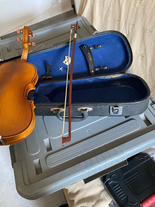 Violino crianca para reparar