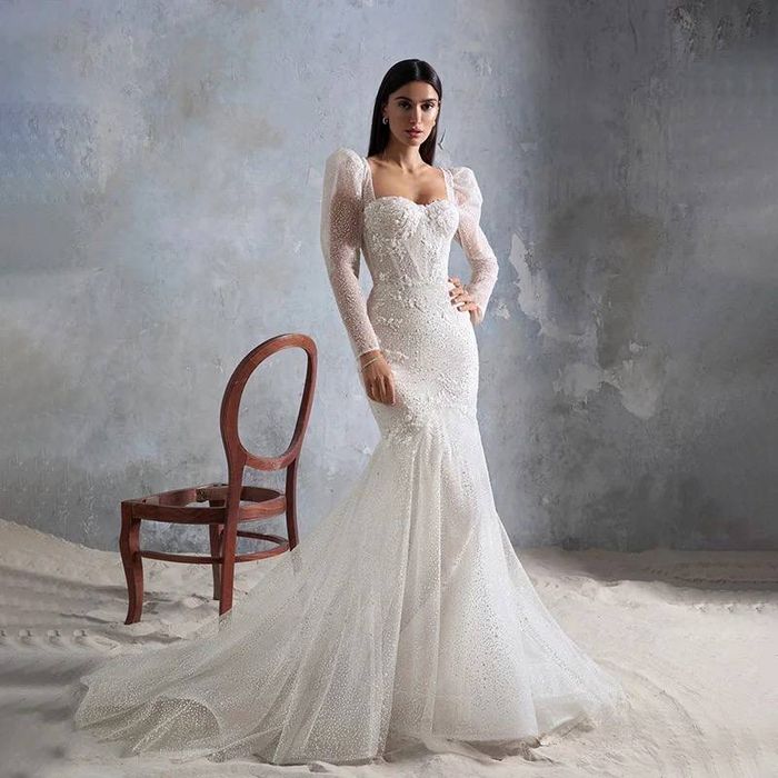 Весільна сукня рибка