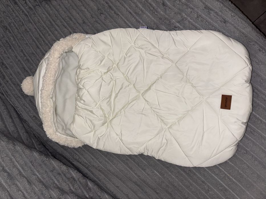 Дитячій комбенізон та кокон