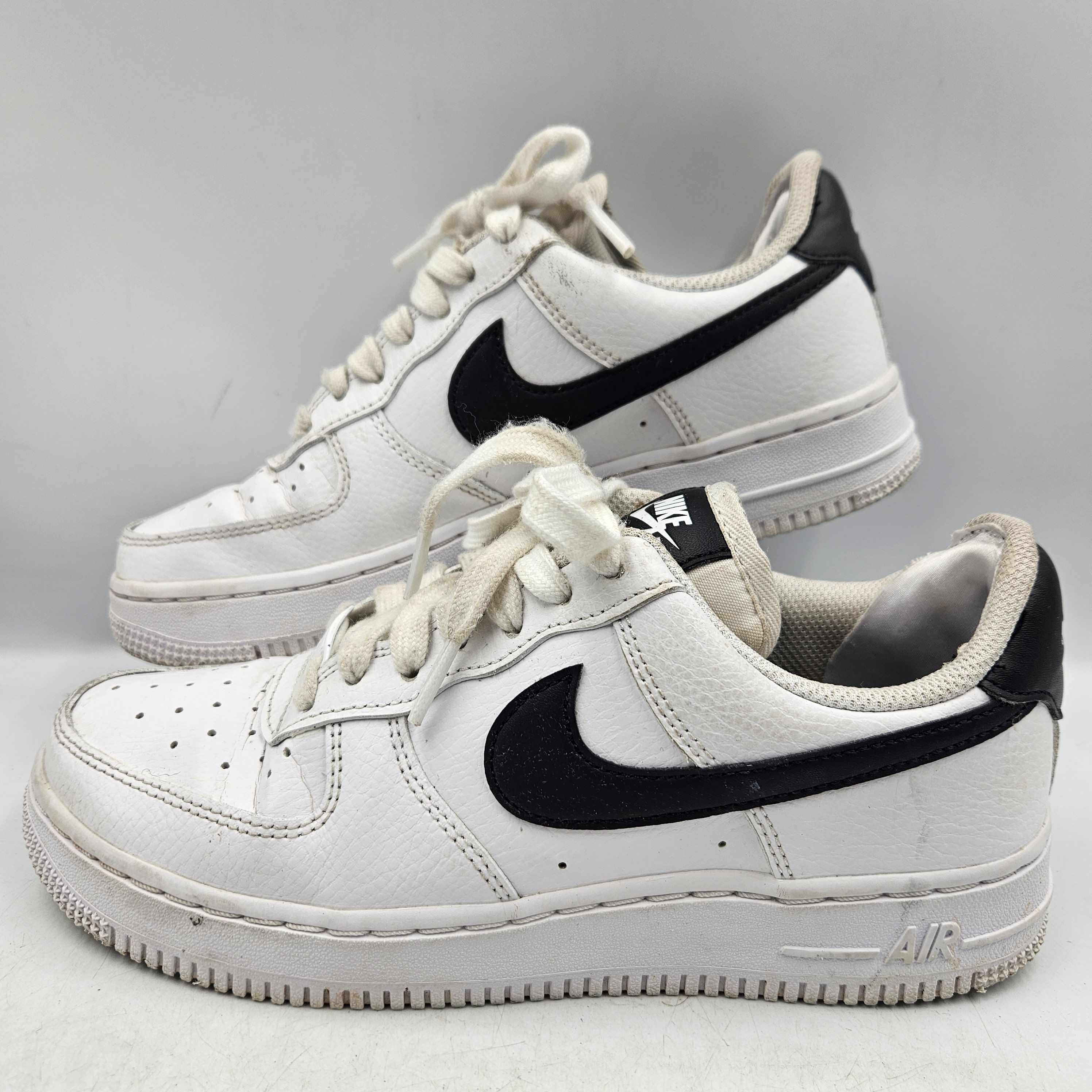 Buty Sportowe Sneakersy Damskie Nike Air Force 1 Białe Rozmiar 37,5