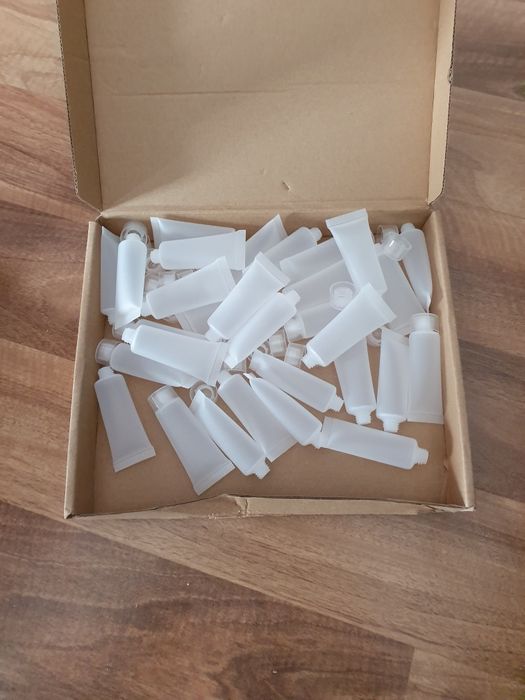 Pojemnik tuba kosmetyczna 20 ml