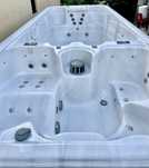 Piscina de Hidromassagem | Swimspa