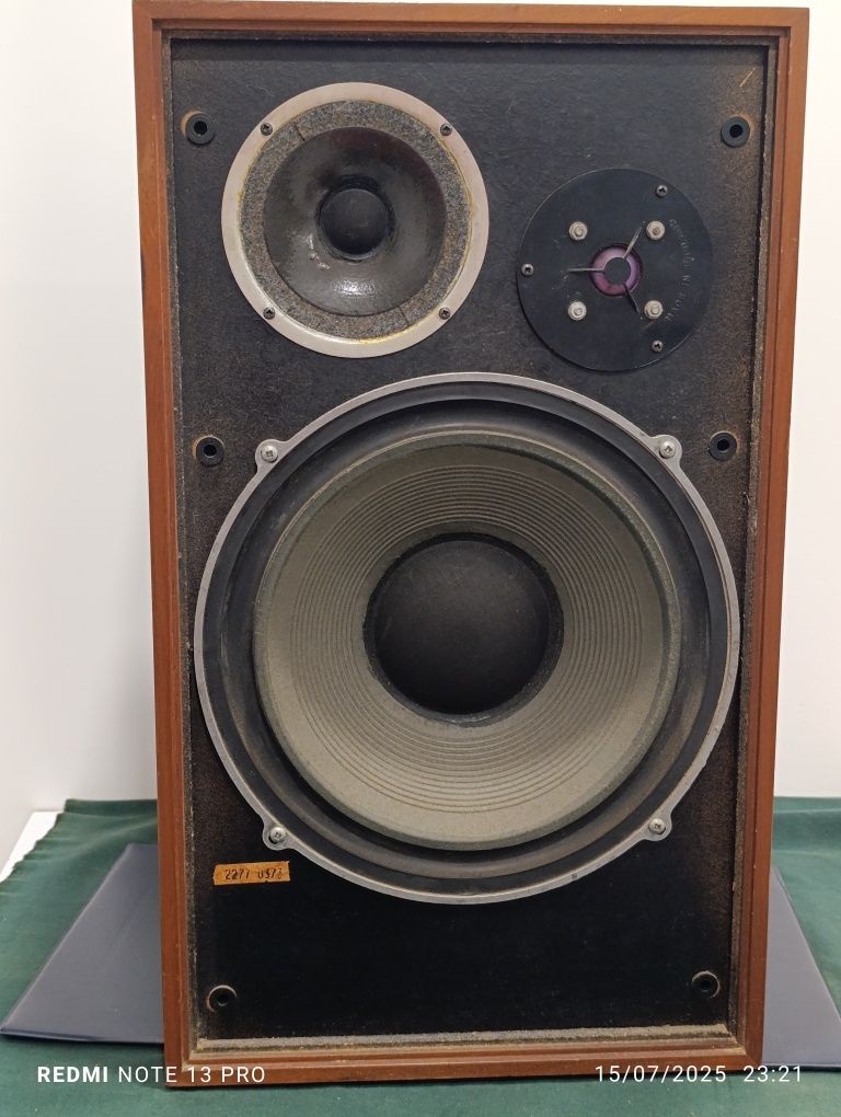 Gira Discos Thorens TD 125 MK II, Colunas Wharfedale Dovedale 3