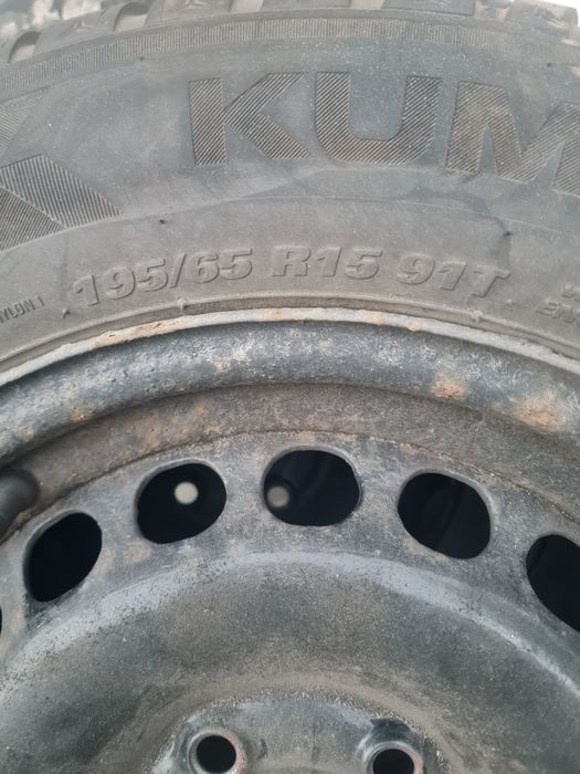 Jak NOWE komplet koła opony zimowe 4x Kumho WinterCraft WP52 195/65 R1