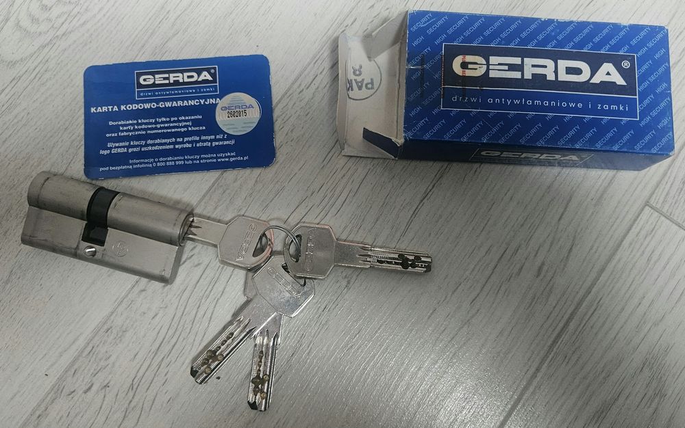 Zamek wkładka GERDA srebrna satyna  L30/35