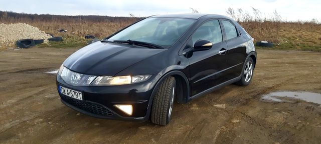 Honda Civic VIII panorama 2.2CDTI