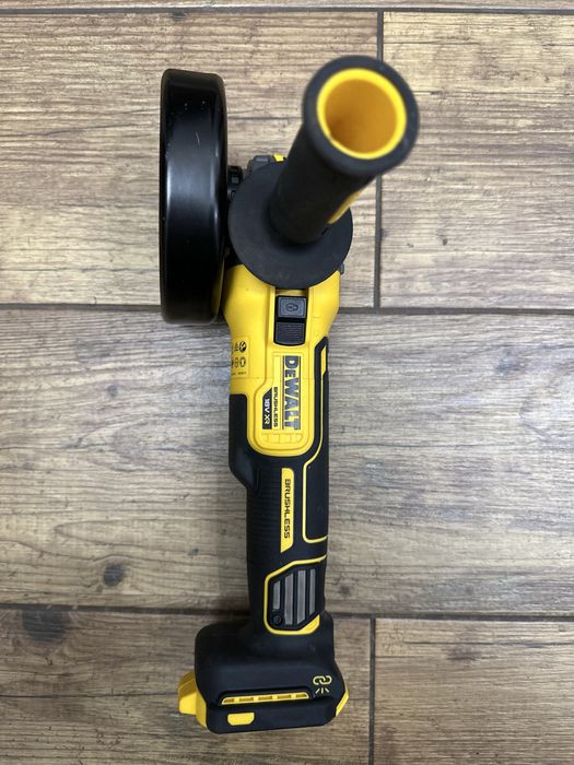 Szlifierka kątowa 18V DeWalt DCG409VS z regulacją obrotów | 2024r.