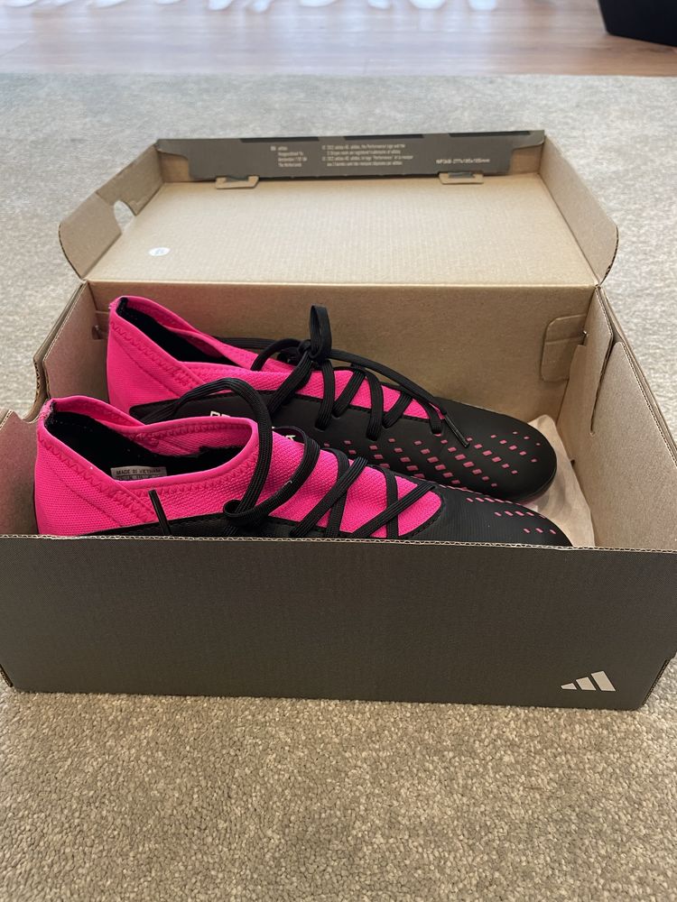 Adidas predator rosa