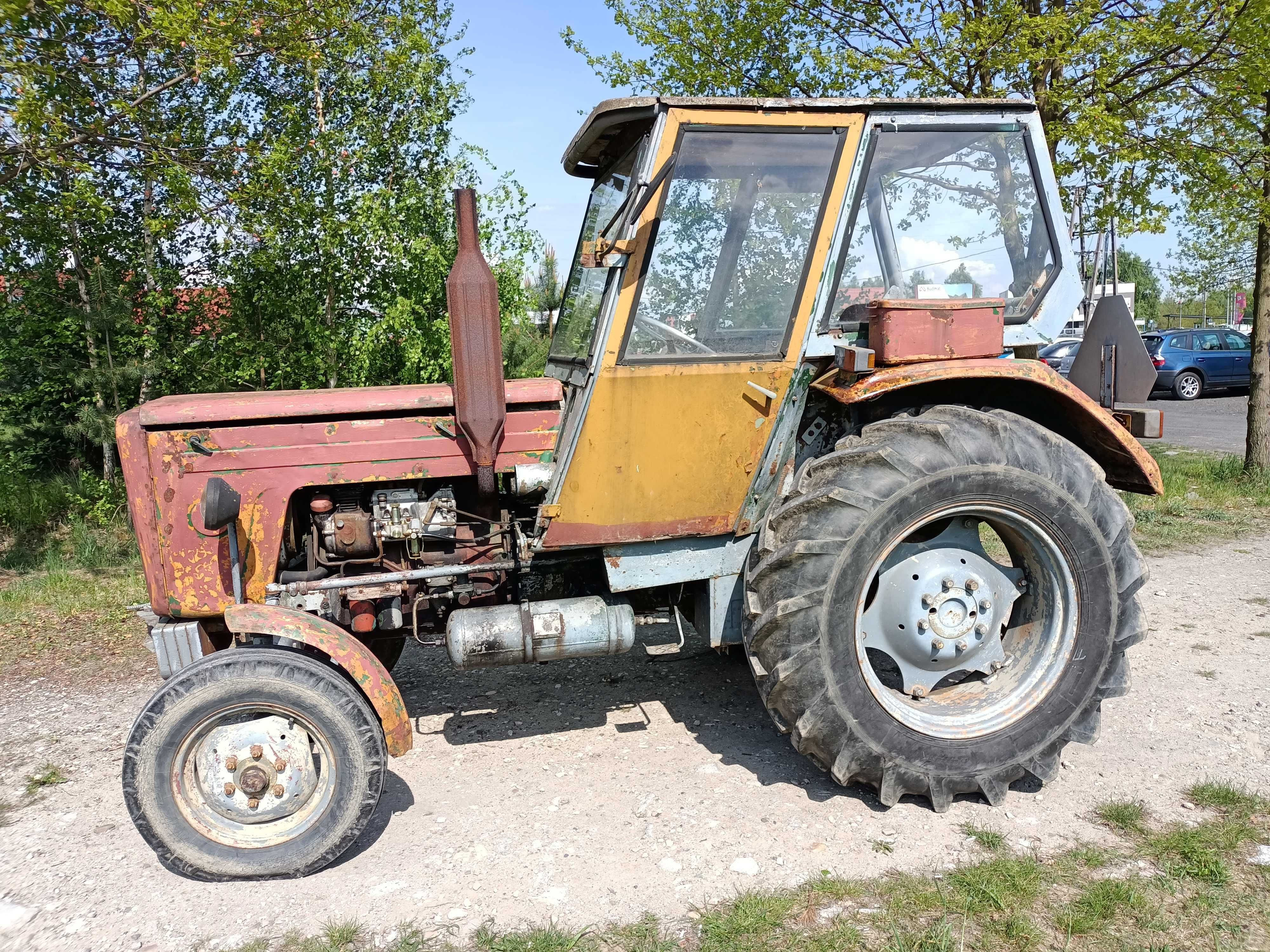 Ciągnik Ursus C-360 83r