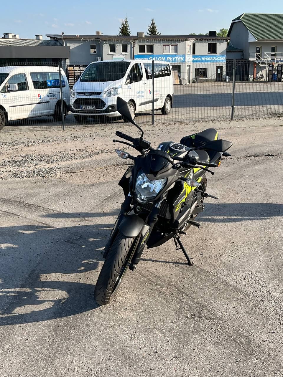 Kawasaki z125 r2022