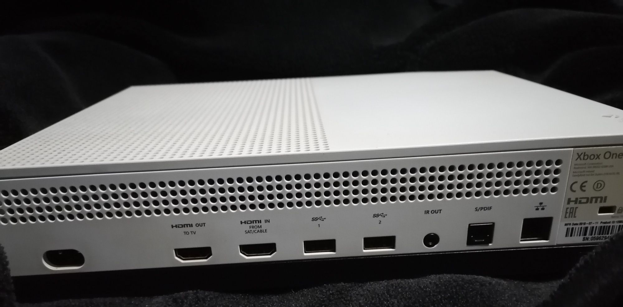 XBOX One S 1TB Microsoft
