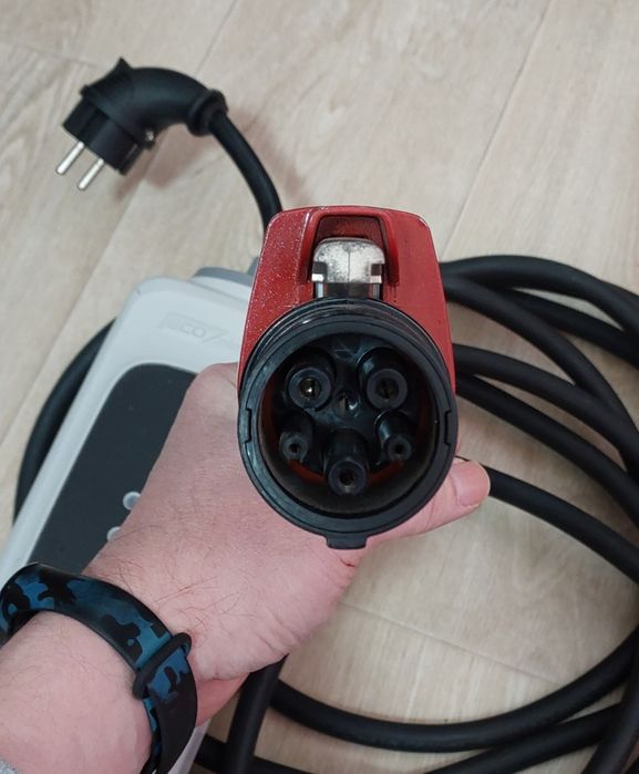 Зарядка для электромобиля KIA и любых других пистолет Type1 + J1772