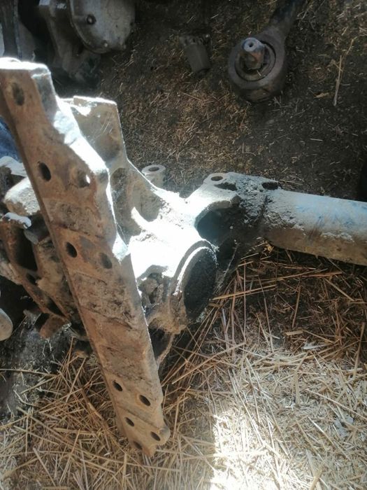 Кронштейн МАЗ 6501А8 балансира со стяжкой