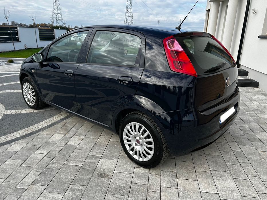 Fiat Punto 1.4Salon Polska Przebieg 76tys km Bezwypadkowy idealny Stan