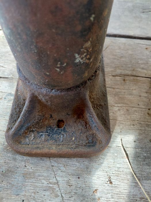 Продам домкрат 5 т