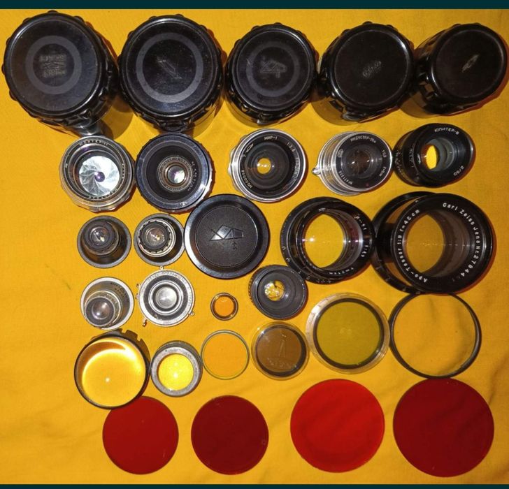 Объектив для фотоаппарата.