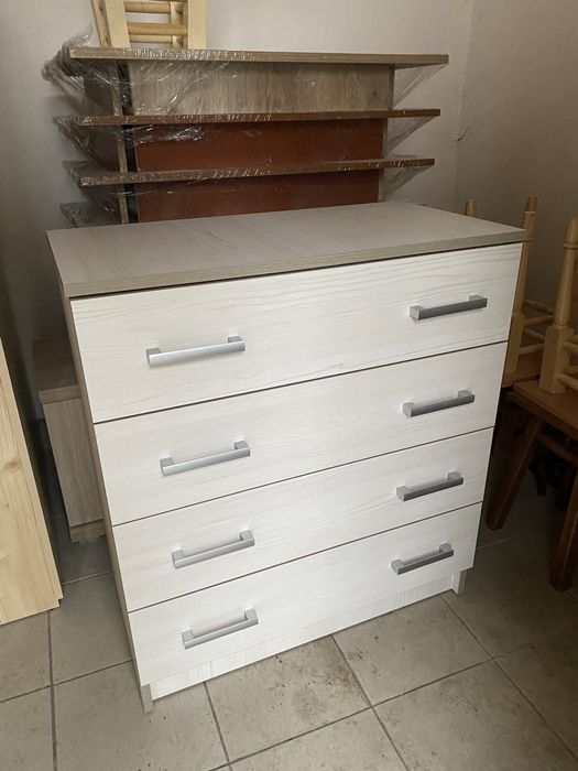 Комод в спальню