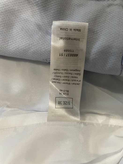 Весенний брючный костюм