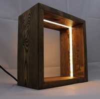 Lampka drewniana, ciemna sosna, LED, 100% drewno