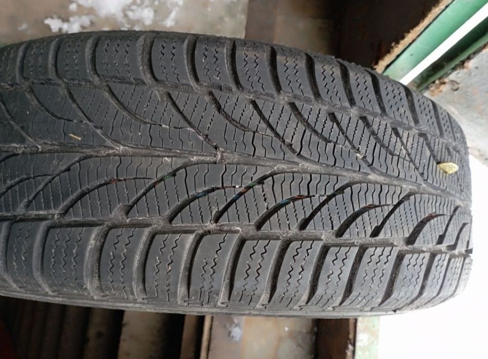 Продам зимові диски R15, шини, резина